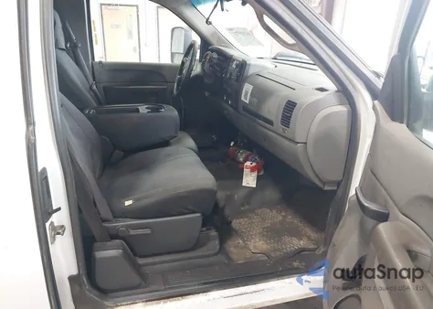 2011 Chevrolet Silverado 2500Hd Work Truck z USA, uszkodzony, nr VIN 1GB2KVCG3BZ299477